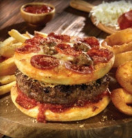 Old Chicago Pizza Taproom food