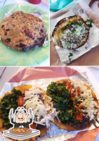 Taqueria Sarahi food