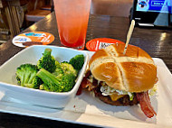 Red Robin Gourmet Burgers And Brews food