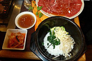 Hyang-Li food