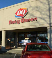 Dairy Queen (treat) outside