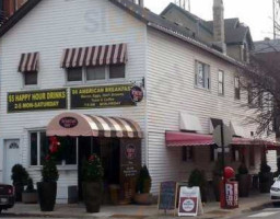 The Breakfast Club And Grill outside