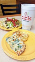 Cicis Pizza food