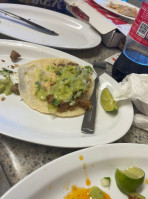 Taco's Y Pupusa's food