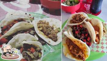 Tacos El Abuelo food