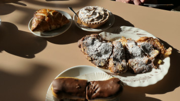 Boulangerie la Maison des Pages inside