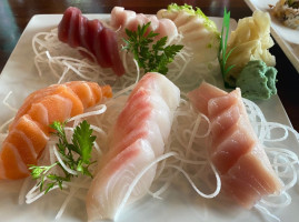 Yomi Sushi food
