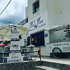 Pizzeria La Mola inside