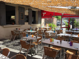 La Terrasse De Maxime food