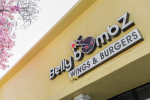 Belly Bombz Wings Burgers outside