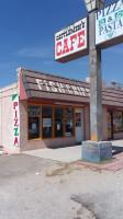 Lucerne Valley Liquor outside