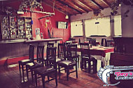 Restaurante Tony's inside