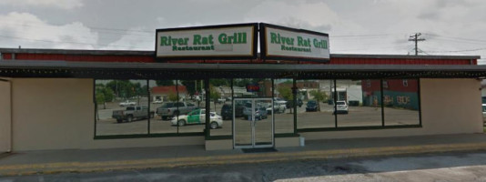 River Rat Grill outside