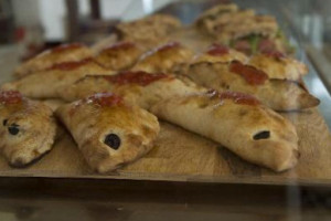L'arte Della Pizza Trento food