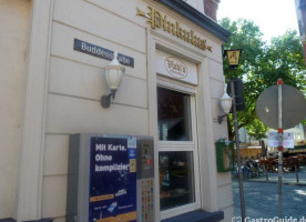 Pinkulus Münster Bierfachgeschäft Mit Biergarten outside