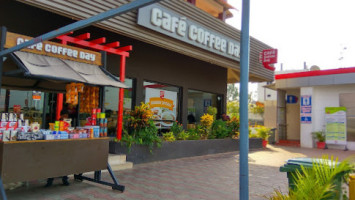 Café Coffee Day outside