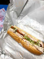 Lee's Hoagie House food