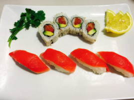 Fujisan Sushi inside