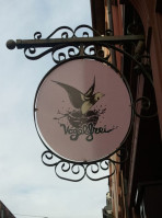 Café Vogelfrei inside