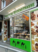 Shop-Café Persische Seidenstrasse food