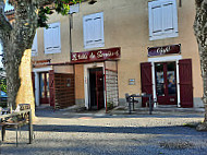 La Table De Servies inside