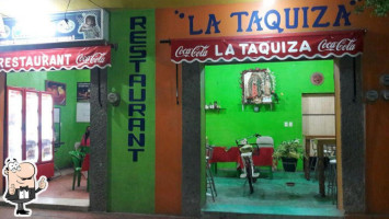 La Taquiza inside