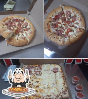 Romanas Pizza food