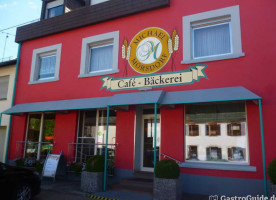 Michael Mörsdorf Bäckerei outside