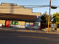 Gino's Market & Cafe outside