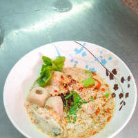 Grim Nguan Noodle food