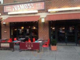 Vamos Restaurant outside