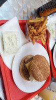 Les Tontons Burgers food