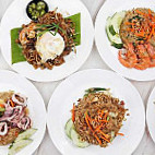 Luqman Koey Teow Kerang food
