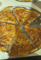 El Ejido Más K Pizza inside