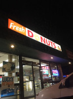 Fresh Donuts outside