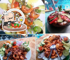 Mariscos El Estrella food