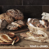 Tous Les Jours food