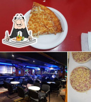 Camrose Pizza Unlimited food