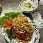 Bai Tong Thai-Restaurant food