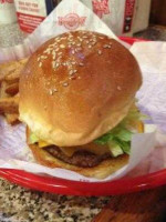 Fuddruckers food