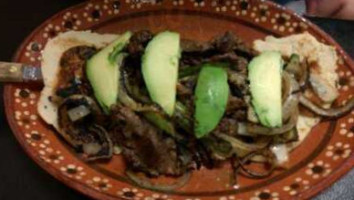 Dona Mary, Antojitos Mexicanos food