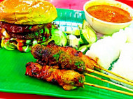 Burger Satey Warisan (sg Buaya Banting) food