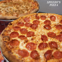 Speedys Pizza food