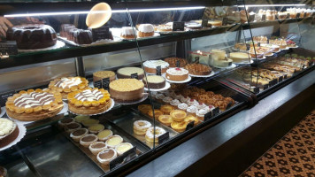 Pattison's Patisserie food