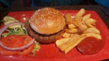 Red Robin Gourmet Burgers And Brews food