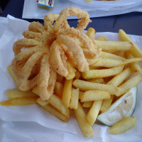 Savige's Seafood food