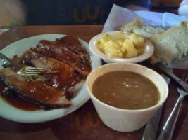 Duran's -b-que And Steakhouse food