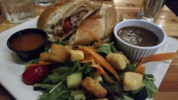 Tamarack Public House food