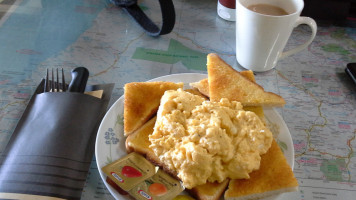 Palmer River Roadhouse food