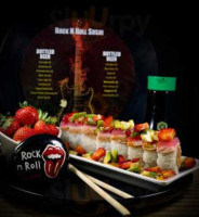 Rock N'roll Sushi food